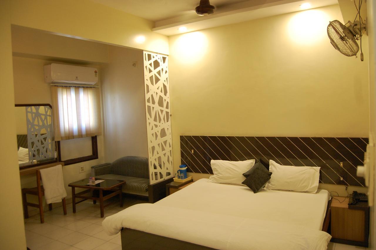 Hotel New Sunder Indore Eksteriør billede